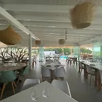 Prázdninový dům Algarve House With Seaview And Pool