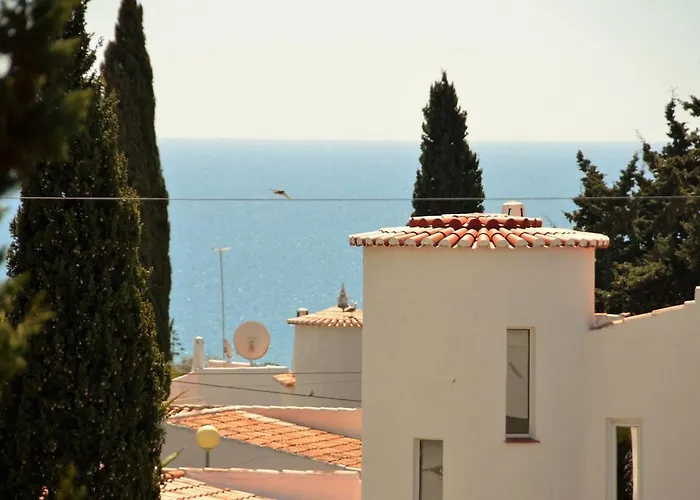 Algarve House With Seaview And Pool Vakantiehuis Porches (Algarve)