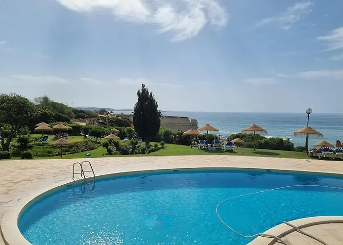 Algarve House With Seaview And Pool *