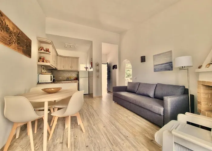 Algarve House With Seaview And Pool Vakantiehuis Porches (Algarve)