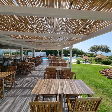 Algarve House With Seaview And Pool *