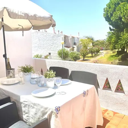 Algarve House With Seaview And Pool *