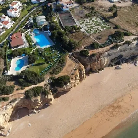 Дом отдыха Algarve House With Seaview And Pool