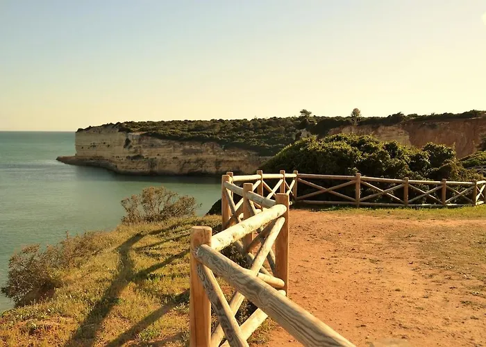 Algarve House With Seaview And Pool Porches